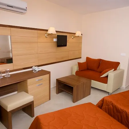 Briz - Seabreeze Hotel 3*