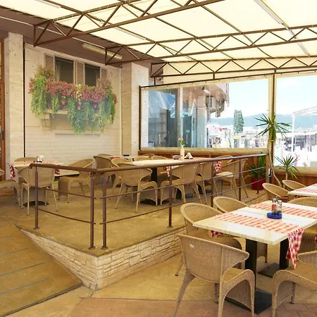 Hotel Briz - Seabreeze