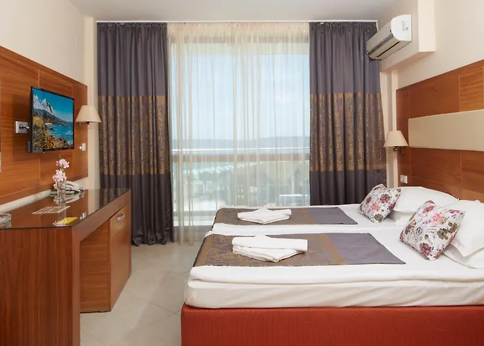 Briz - Seabreeze 3* 써니비치