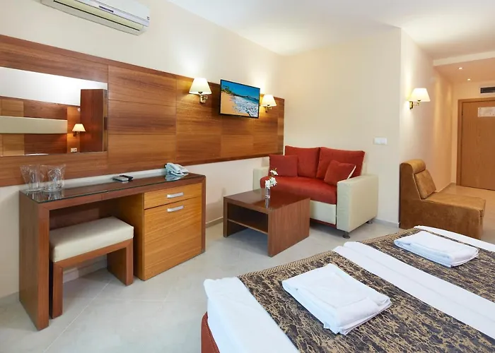 Briz - Seabreeze 3* סאני ביץ'